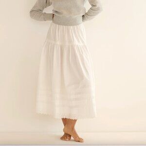 DOEN SEBASTIANE SKIRT IN POWDER
